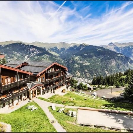 Les Brigues - Appartement Avec Vue Sur La Montagne Et Acces Aux Pistes Courchevel Bagian luar foto
