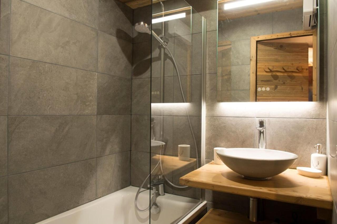 Les Brigues - Appartement Avec Vue Sur La Montagne Et Acces Aux Pistes Courchevel Bagian luar foto